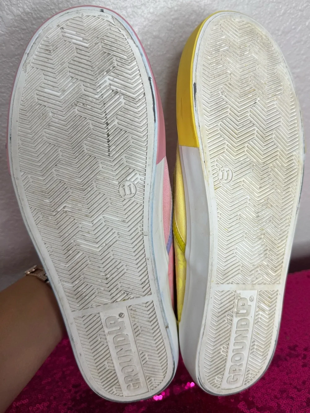 GROUND UP 🧽 Slip-On SPONGE BOB, PATRICK Low Top Sneakers (Women’s 11)